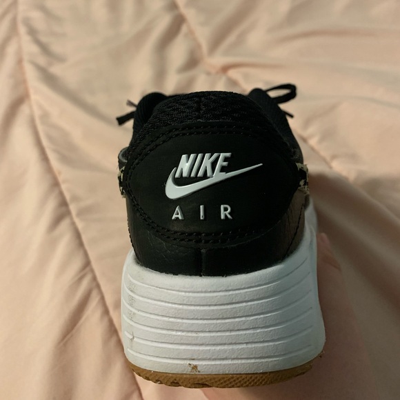 Women's size 7 Black Nike Sneakers with Leopard Accent - Picture 3 of 5